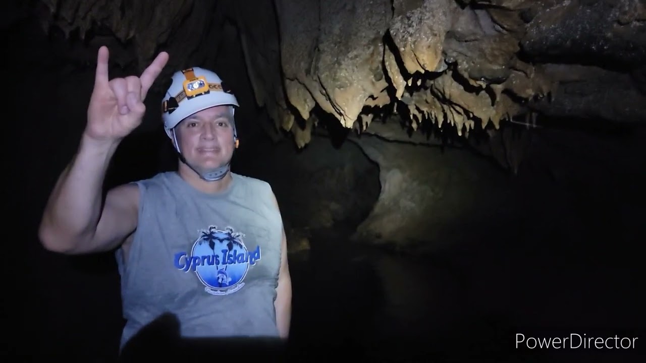 PANAMA  - Bat Cave tour from Bocas Town