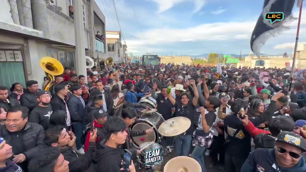 Carnaval San Andrés Cuexcontitlan 2025 | Fue en un café - Popurri Abejorros