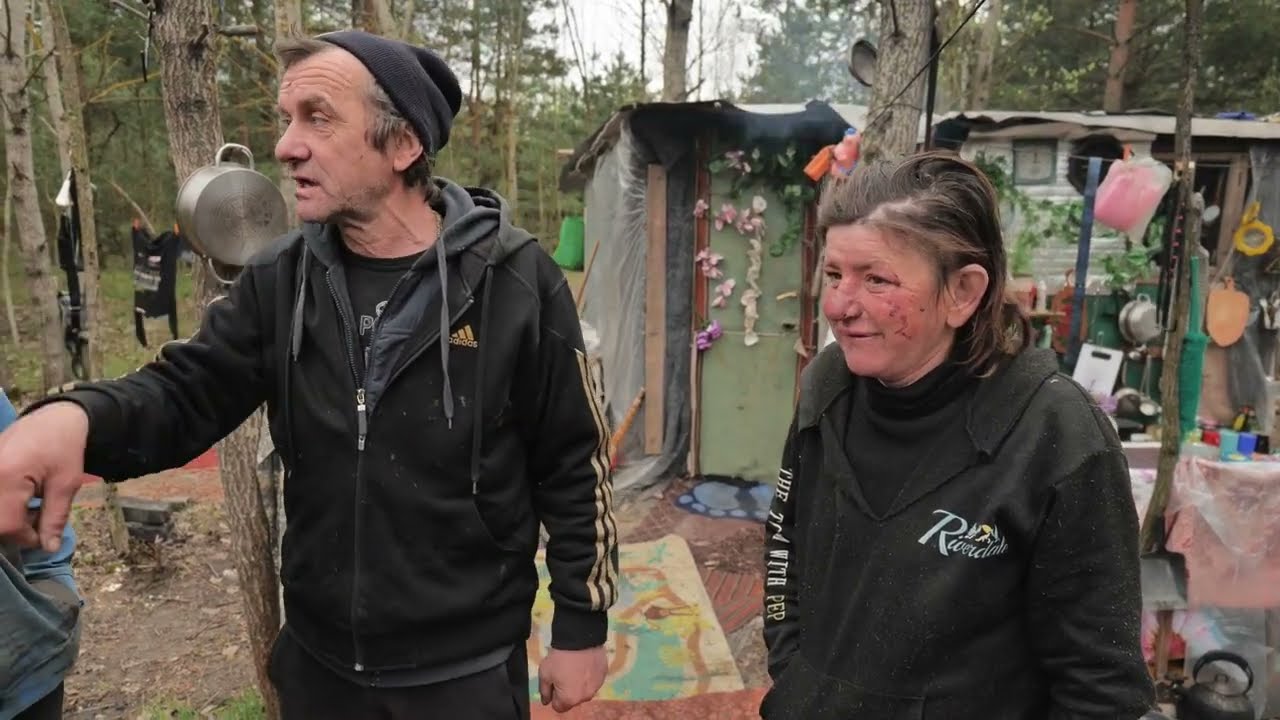Минск. Беларусь. Люди свалки. Мусорщик.
