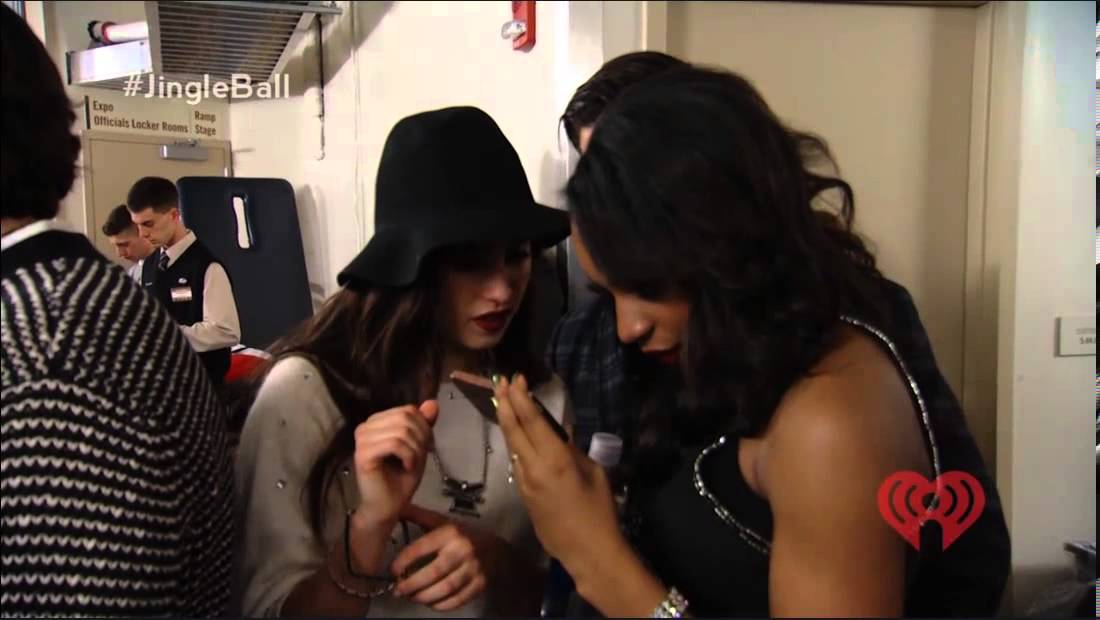 Fifth Harmony Backstage at MSG Singing Jason Derulo, Dancing & More