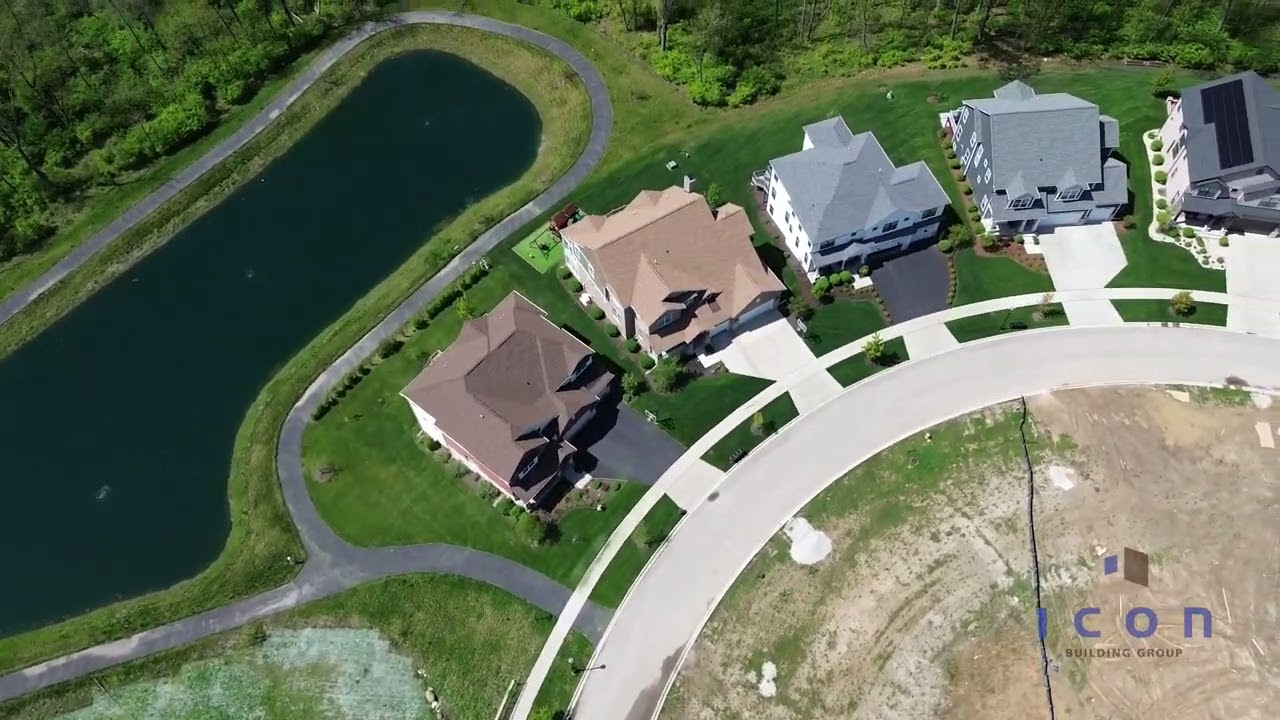 Woodland Chase Community in Vernon Hills, IL