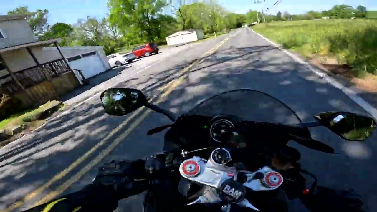 2016 Aprilia RSV4 - SC Project | Pure Sound