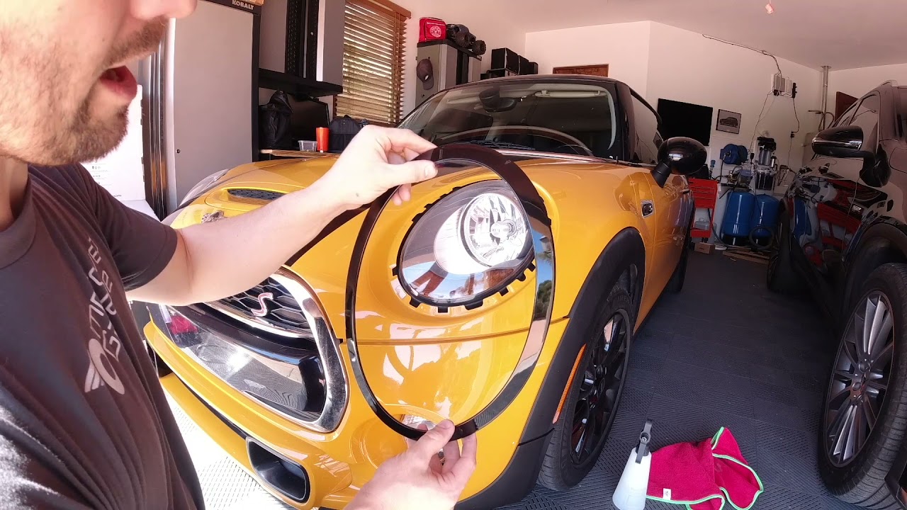 IG135 2015 Mini Cooper S F56, черные фары и окантовка решетки радиатора