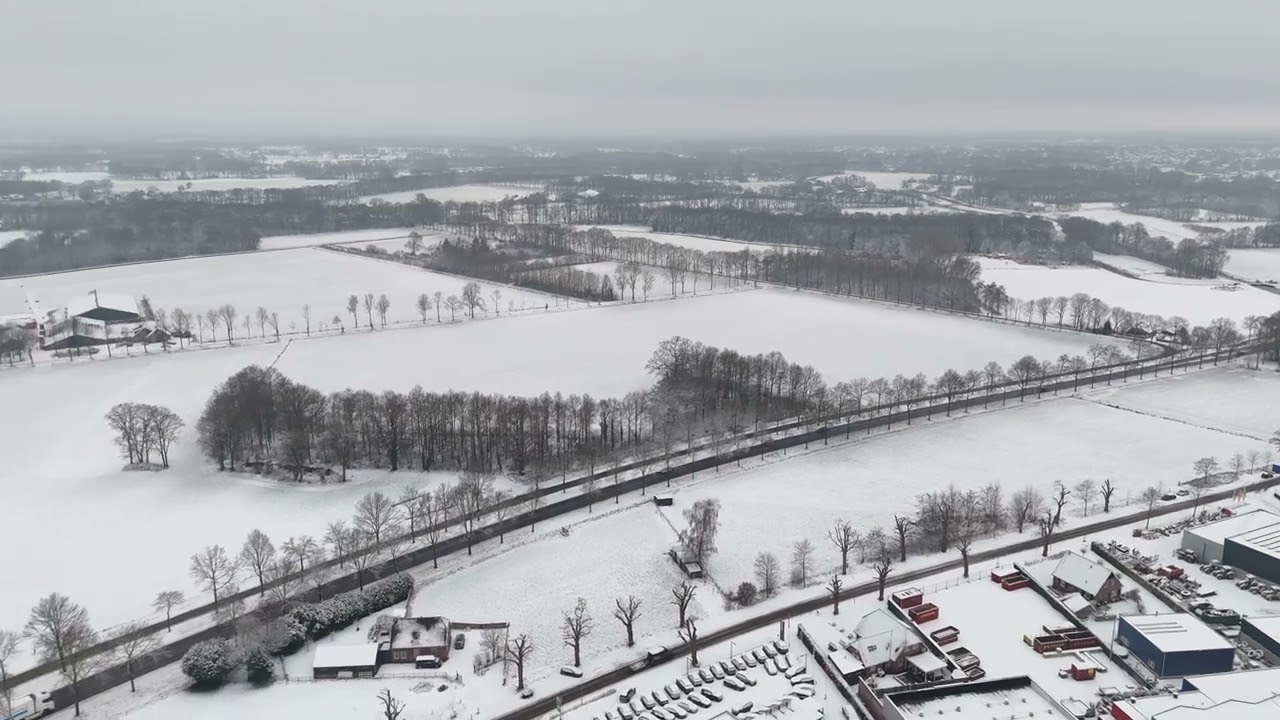 Bredevoort sneeuw 3 Jan. 2026 drone beelden 