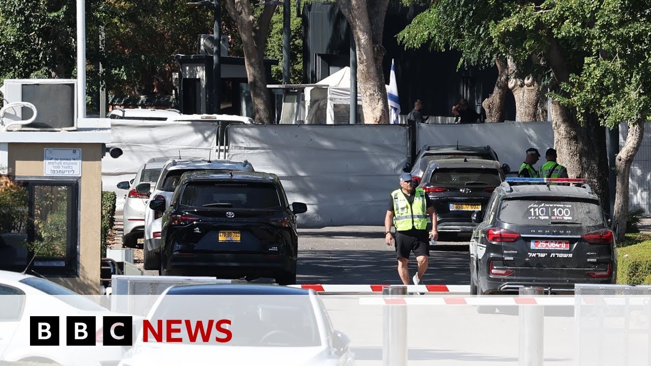 Drone 'launched towards' Israeli PM Benjamin Netanyahu's home | BBC News