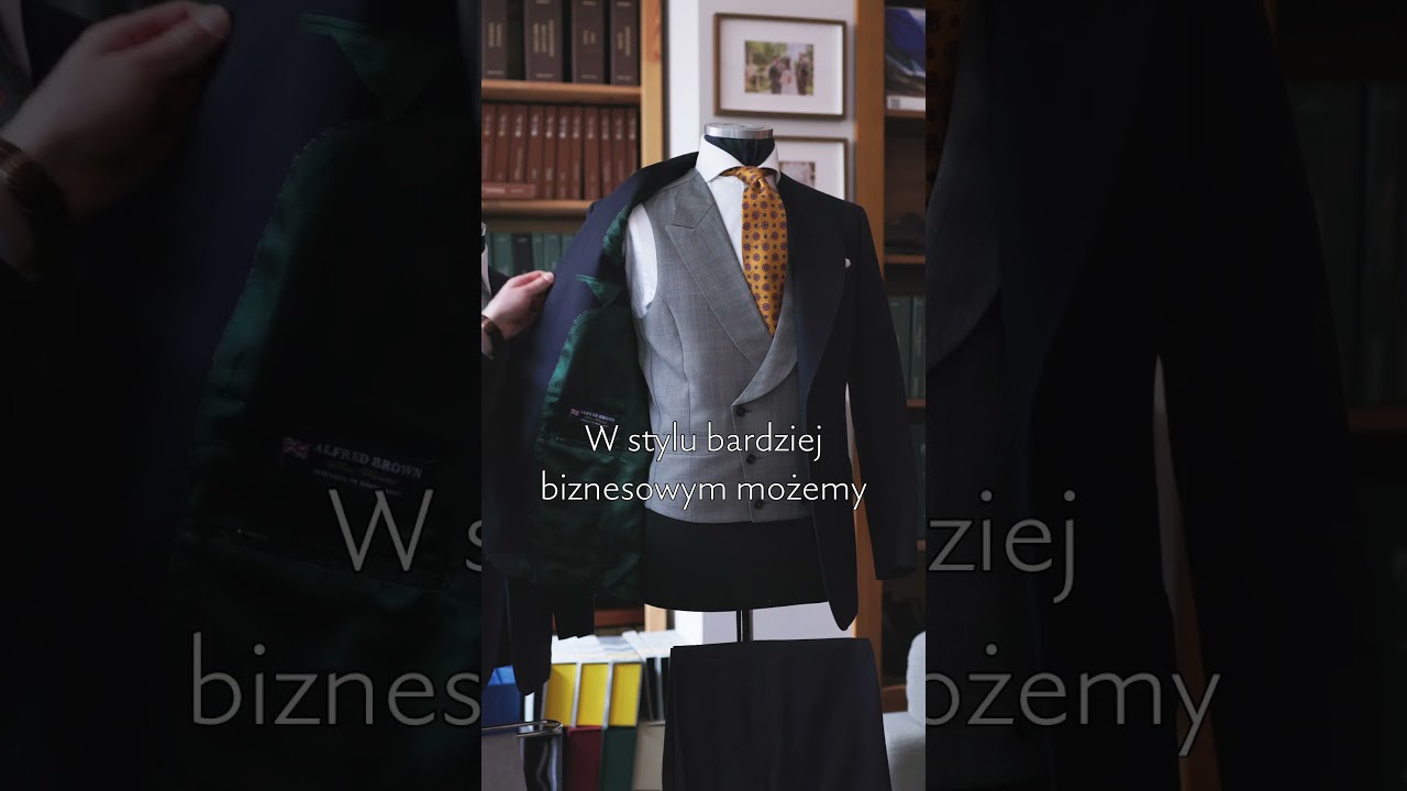 Dlaczego polecamy granatowy garnitur?  