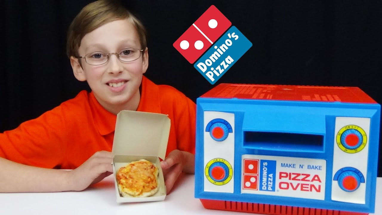 DOMINO'S MAKE N' BAKE PIZZA OVEN | COLLINTV