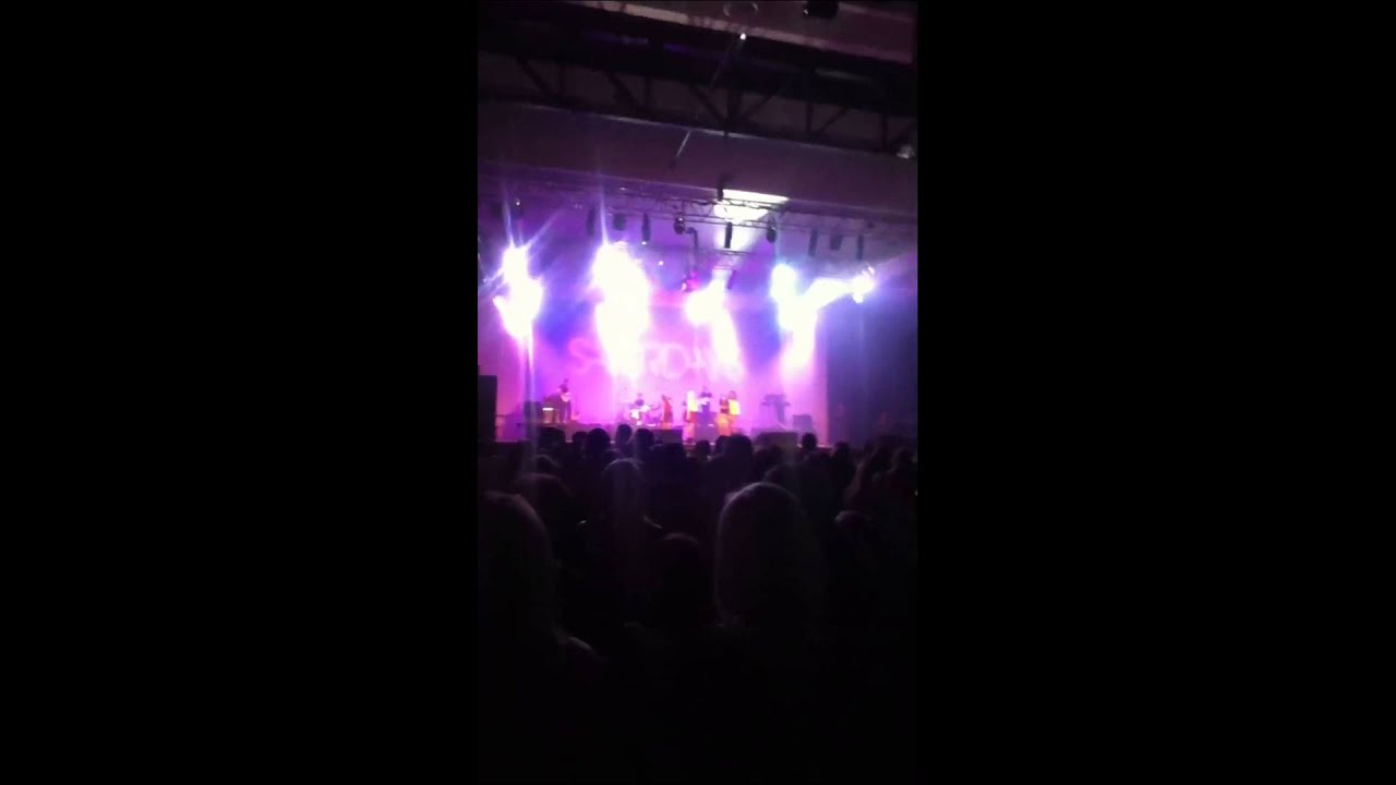 The Saturdays Gentleman Live