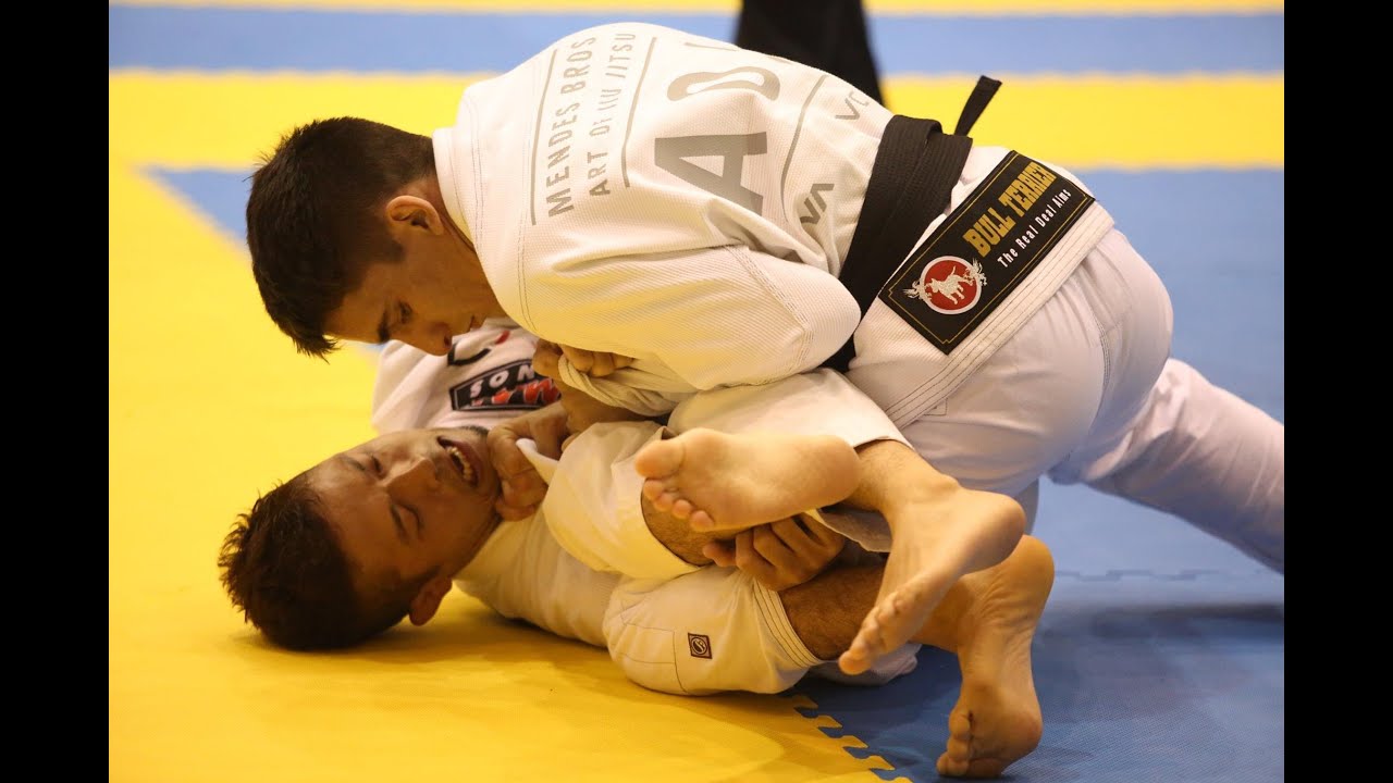 Gui Mendes | Bull Terrier Cup 2014 1st match | Art of Jiu Jitsu Academy