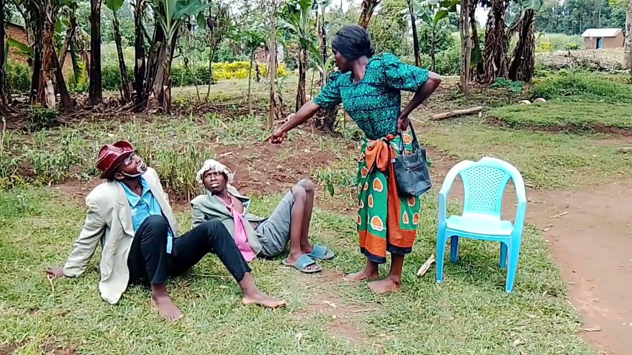 Aki MAYI ako na vituko