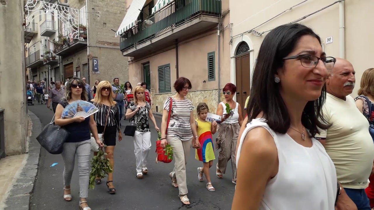 La prima parte della processione di San Cataldo a Gagliano Castelferrato