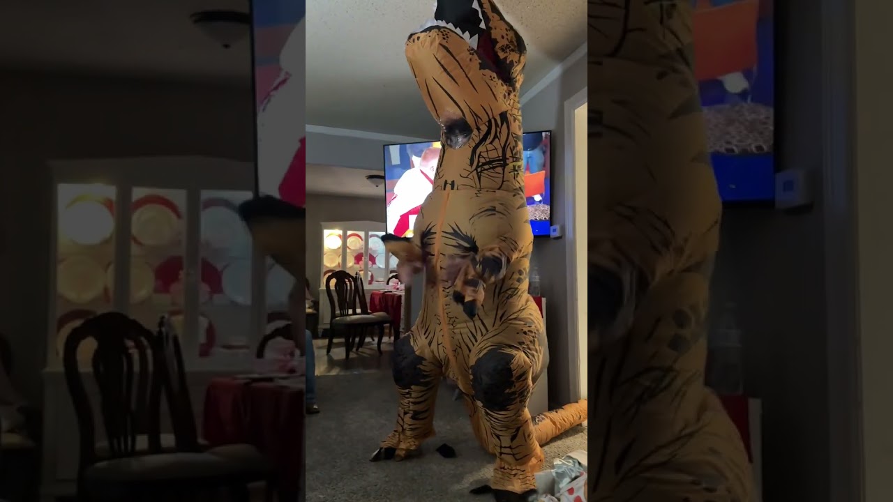 4 yr old dinosaur