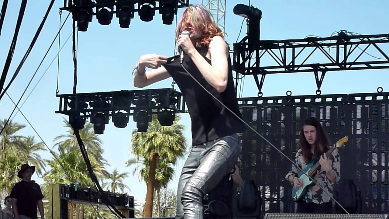 Foxygen - Shuggie - Live - Coachella