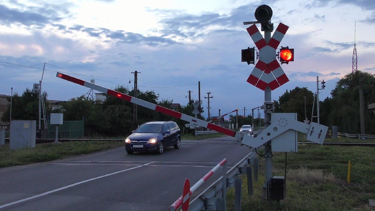 Trecere la nivel Carei, Strada Uzinei | Railroad Crossing in Romania