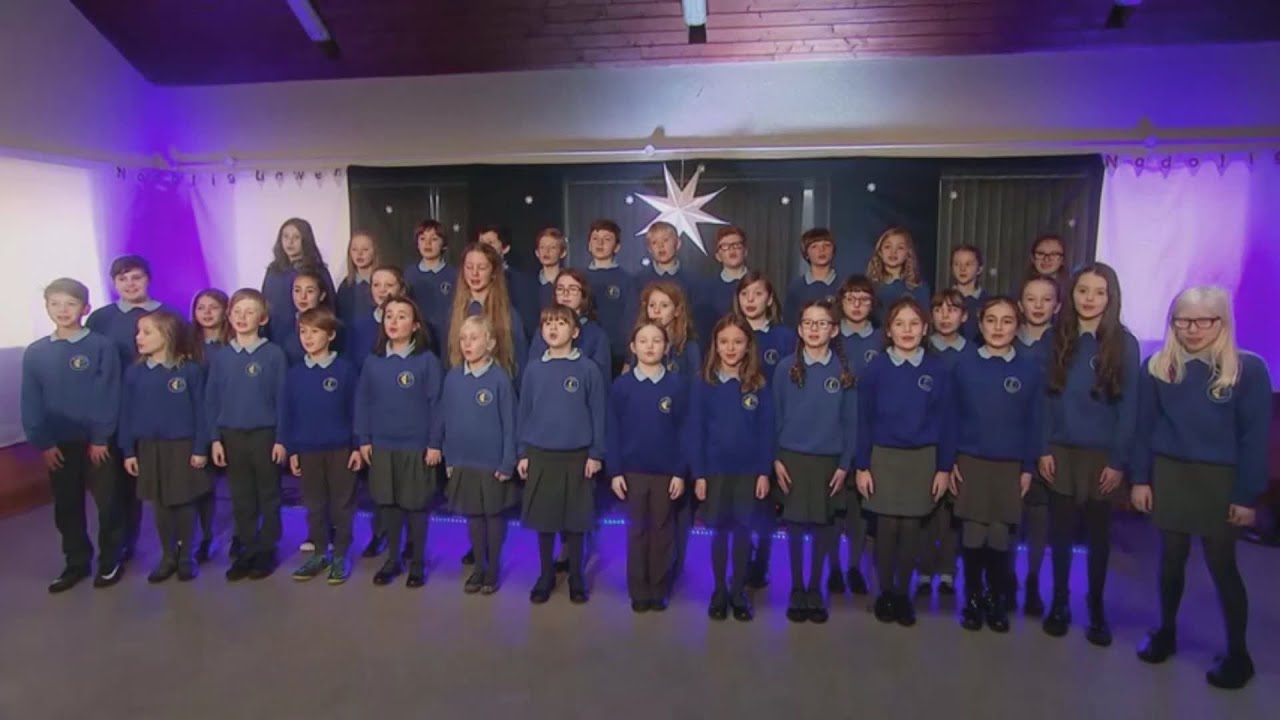 Carol Yr Ŵyl 2017 - Ysgol Y Felinheli, Bangor (3ydd)