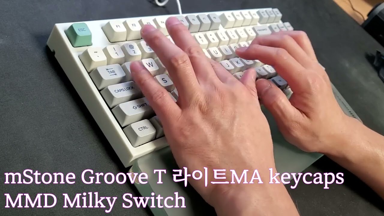 mStone Groove T 라이트 MA keycaps + MMD milky switch