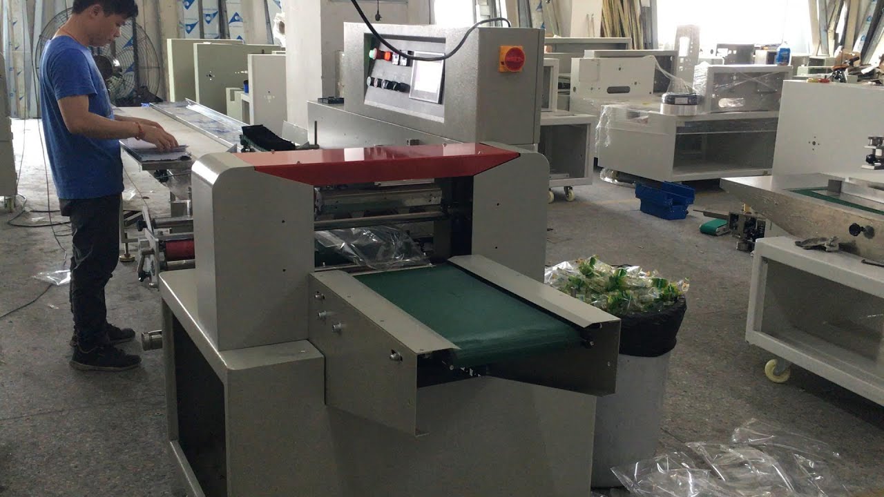 Pillow Packaging Machine-Instruction Manual Packaging Demonstration 枕式包裝機-說明書包裝演示