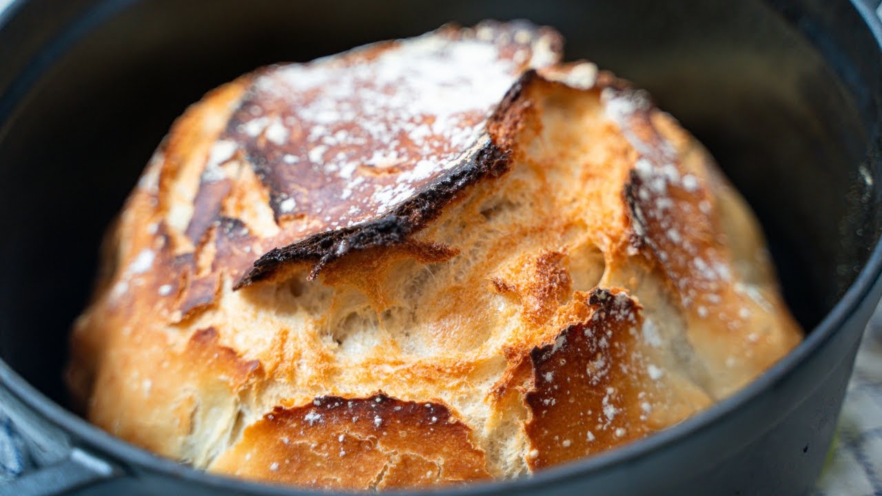 Das wohl einfachste Brot Rezept der Welt (ohne Kneten!)