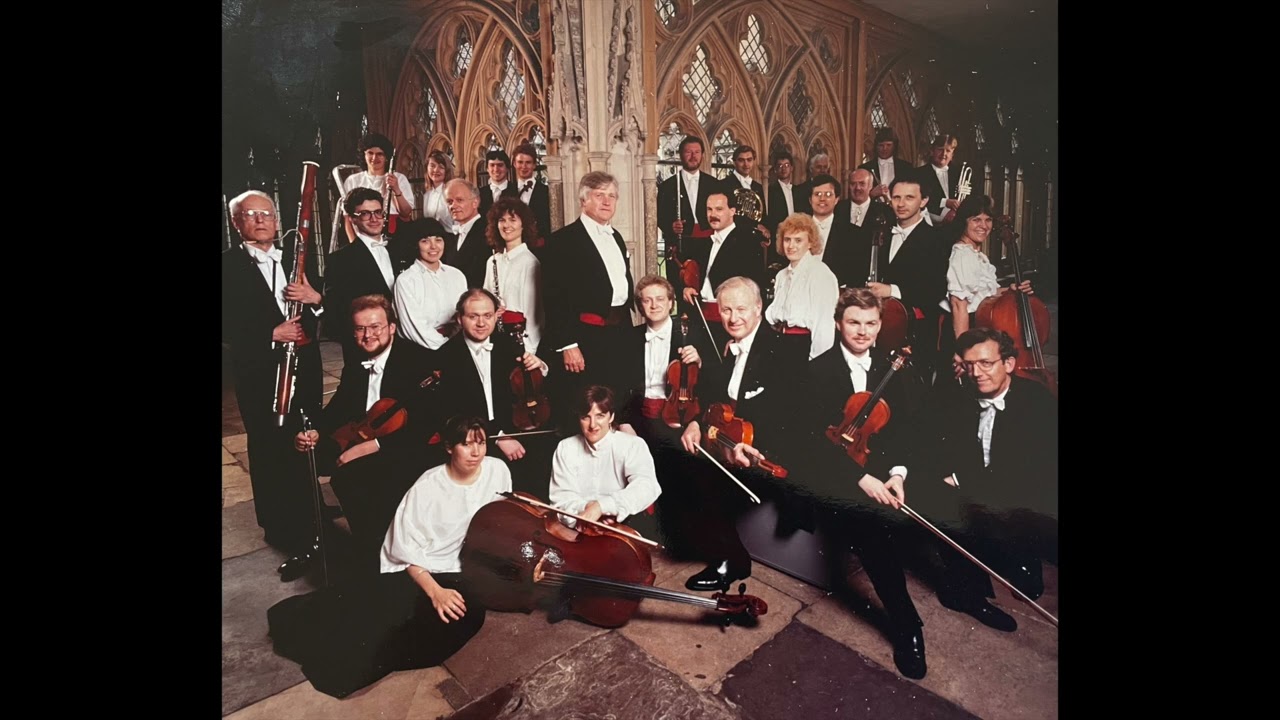'Cathedral Classics', London Festival Orchestra/RP: Mozart Symphony no. 41 'Jupiter'