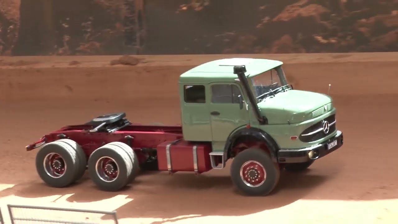 Magnificent ScaleArt MB Rundhauber first run RC live action at the Construction World Part 92