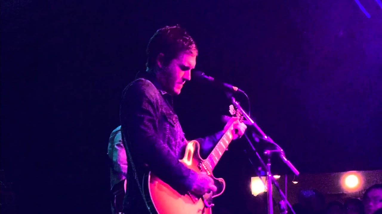 Brian Fallon - I'm on Fire (Bruce Springsteen) Live at Catalyst 2/13/16