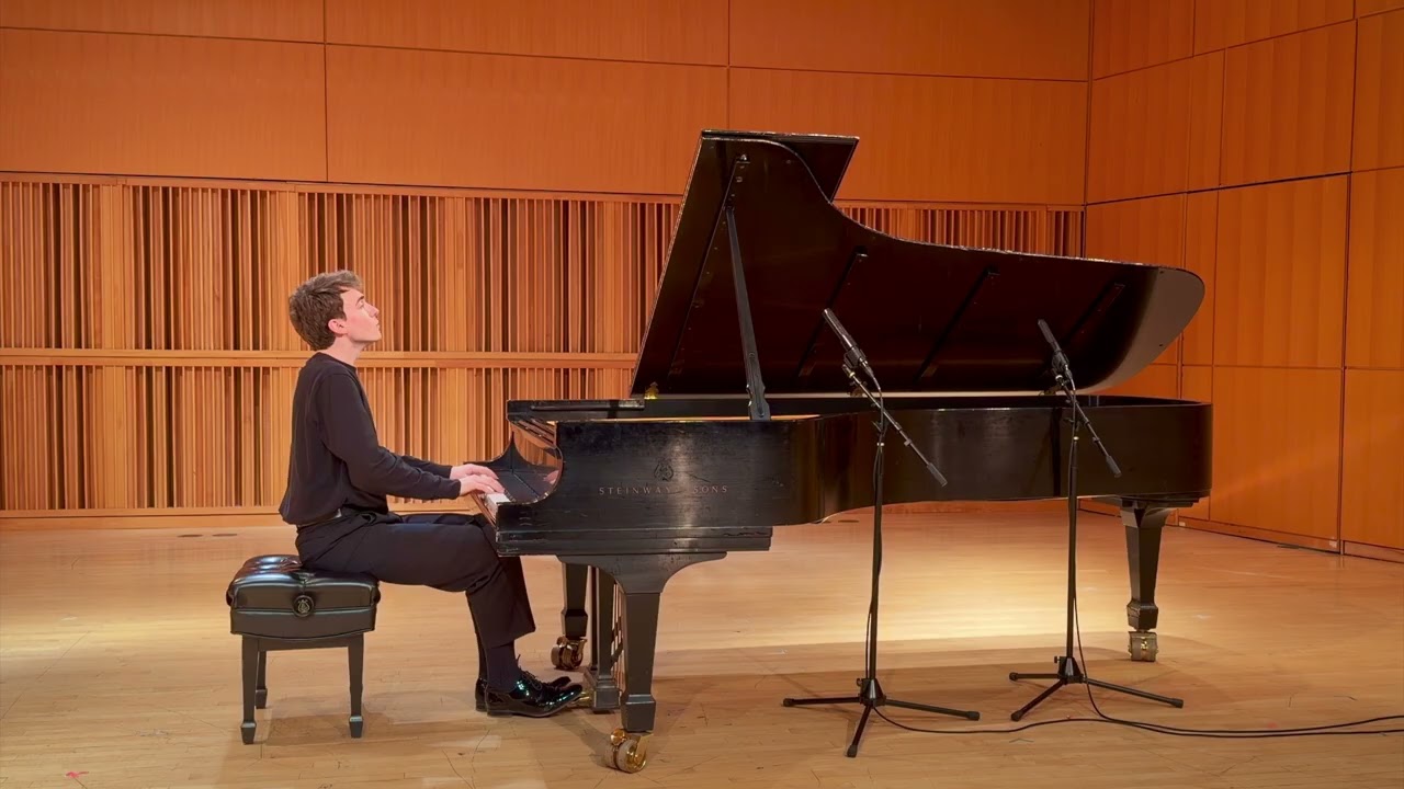 Ludwig van Beethoven Piano Sonata No. 32 in C Minor, Op. 111 - Robert Brooks Carlson