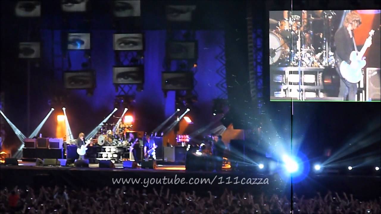 Foo Fighters Best of You @ Milton Keynes Bowl 2 July '11