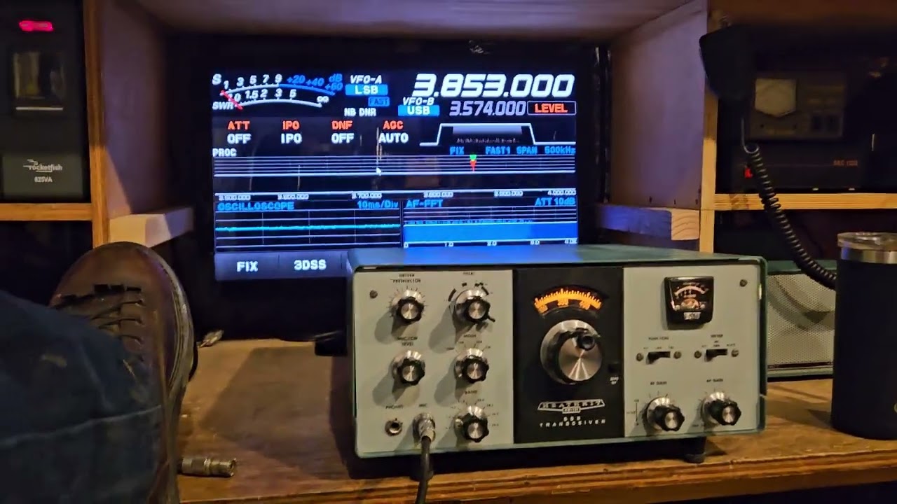 HEATHKIT HW101 ON 80M HAM RADIO. HAVING  FUN DRIVING EVERY ONE CRAZY 🤪 😜 WITH THE AC HUM
