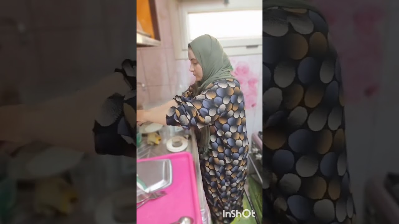       الحياه مستمره سواء ضحكت أو بكيت فلا تحمل نفسك  هموما❤️💃