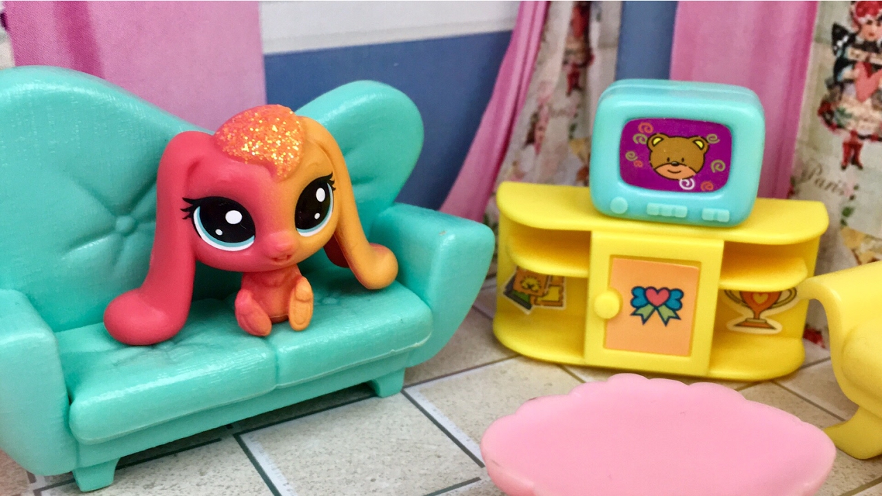 Minişler Anaokulunda 1.Bölüm || Minişler Cupcake Tv LPS Littlest Pet Shop