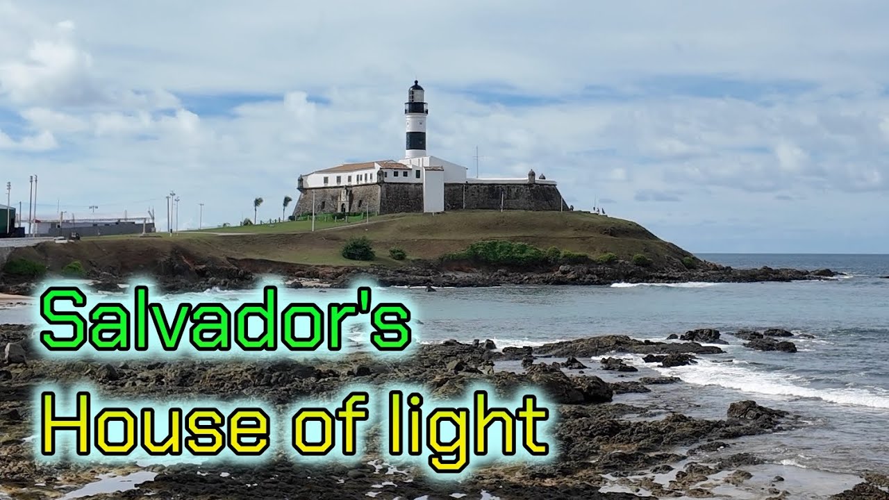 Salvador | Lighthouse and Beach