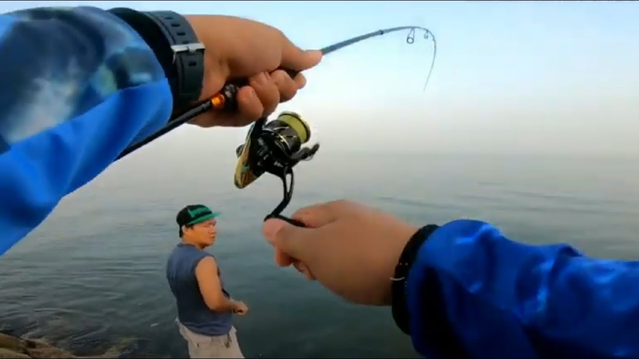 Shore Slow jigging Technique | Every cast is a strike