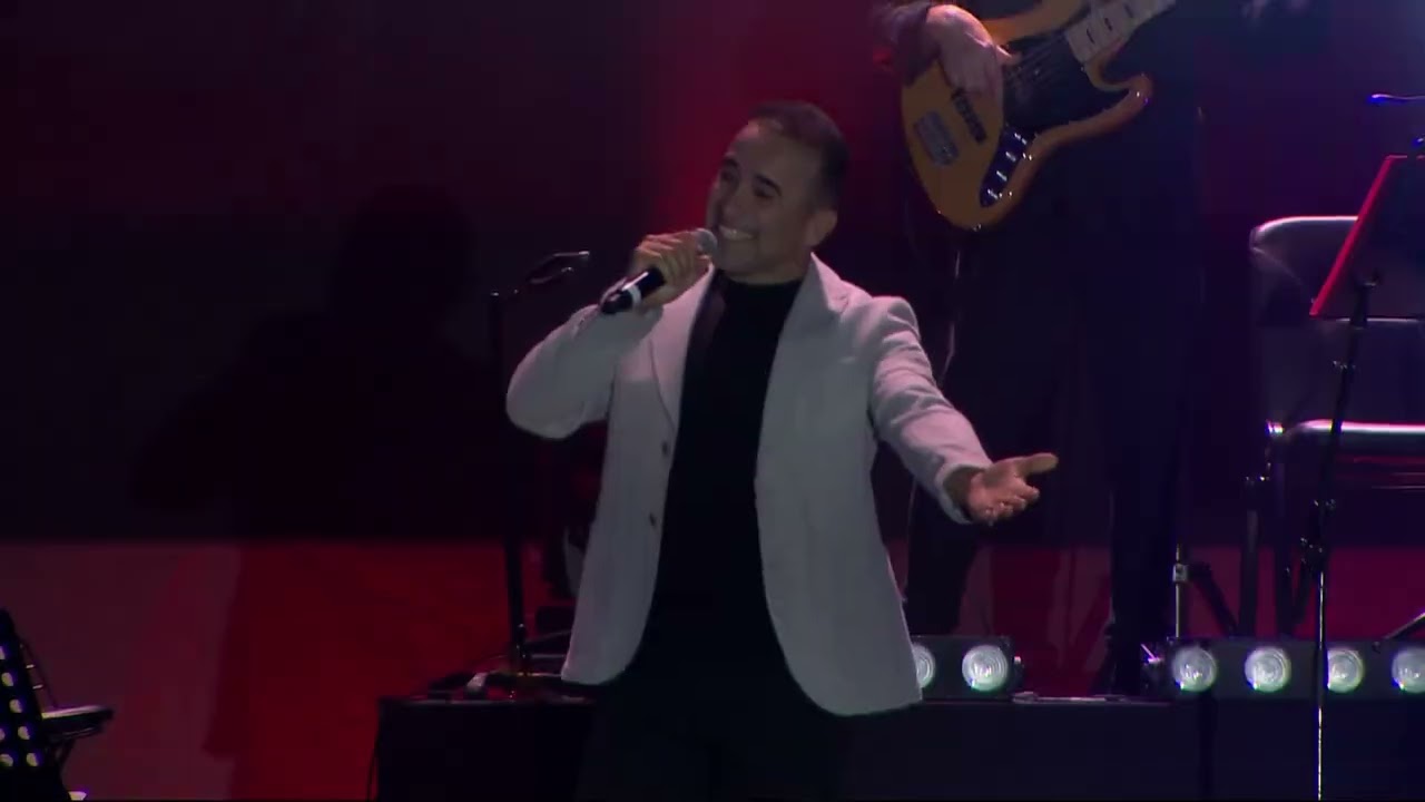 Mem ARARAT - Evîna Mem(Ji Konsera Stenbolê Ya li Volkswagen Arena 28/04/2023)