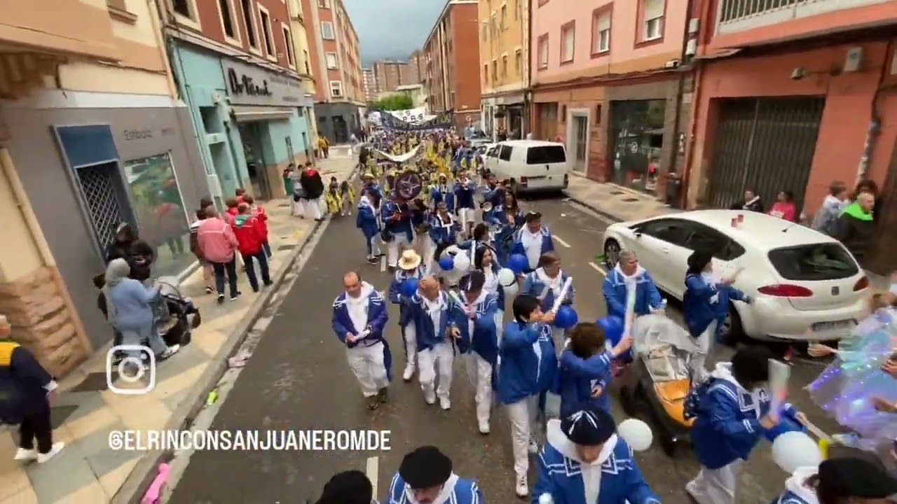 Cuadrilla El Fracaso desfile del blusa #SJM24