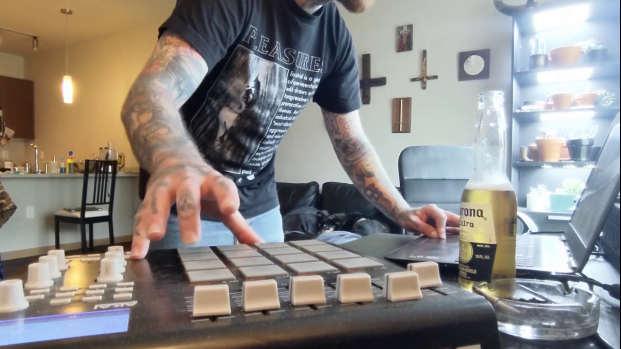 Bamboon Live Beat Set - Making Beats Live on a Midi Controller
