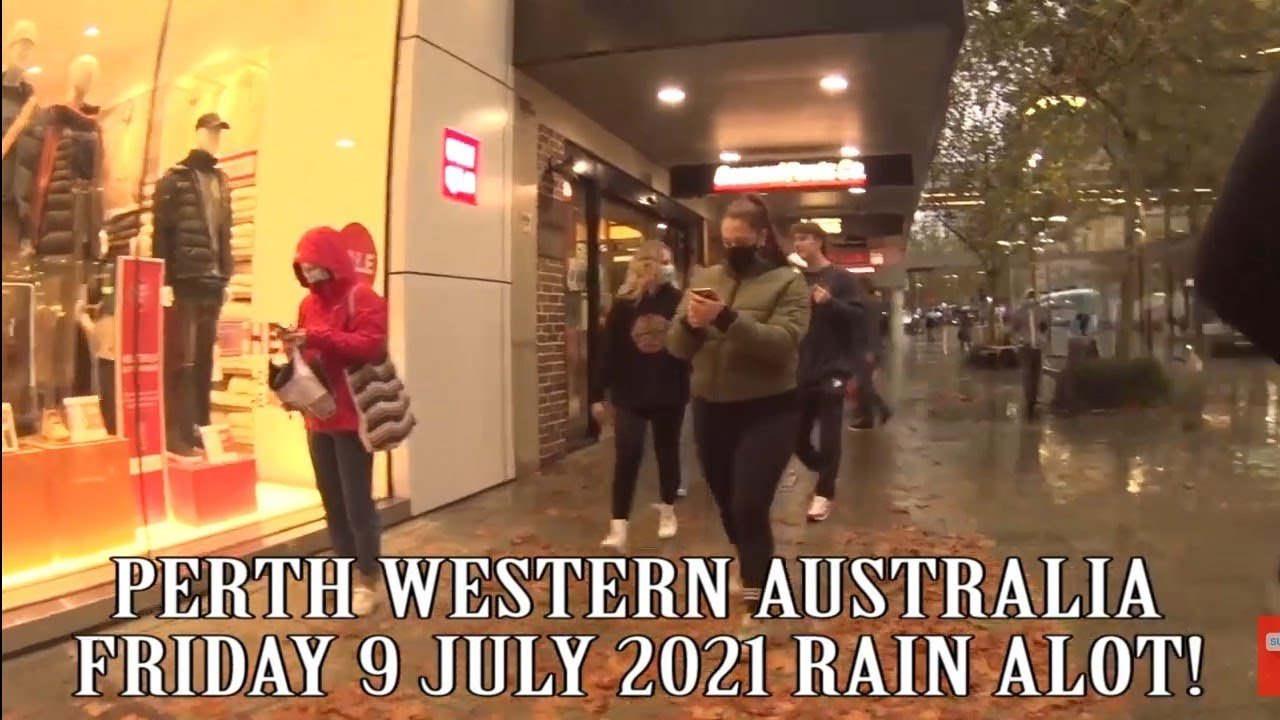 PERTH WESTERN AUSTRALIA PERTH 9 July 2021 Floods, Rain, Mask On Walking Tour