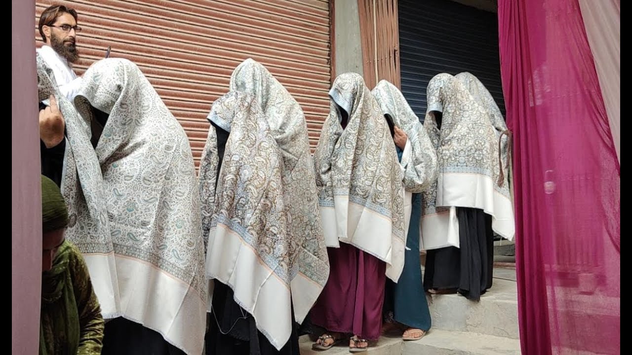 12 couples enter wedlock in mass marriage ceremony in Srinagar