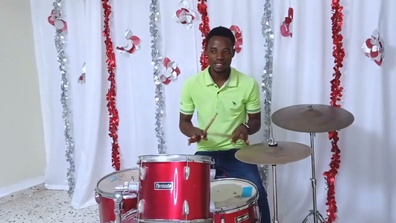 me Yon bon solo mwen pote Pou nou vremn bèl nan Yon kompa ) vinn apran fè break yo🥁
