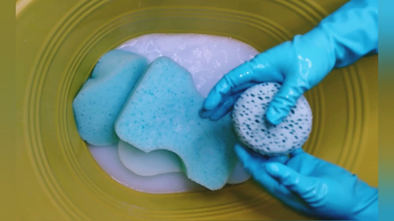 asmr muted rinse sponge squeezing