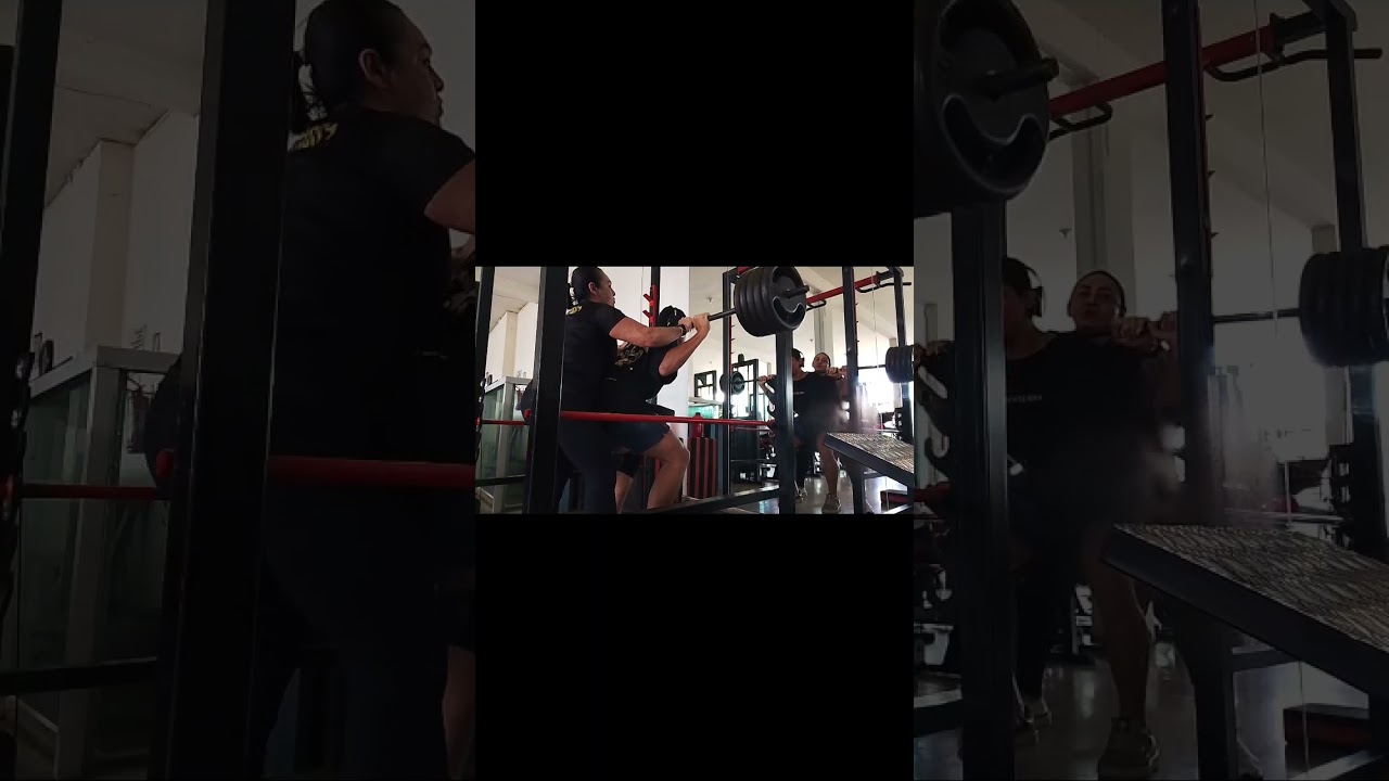 Treino de quadríceps e posterior 