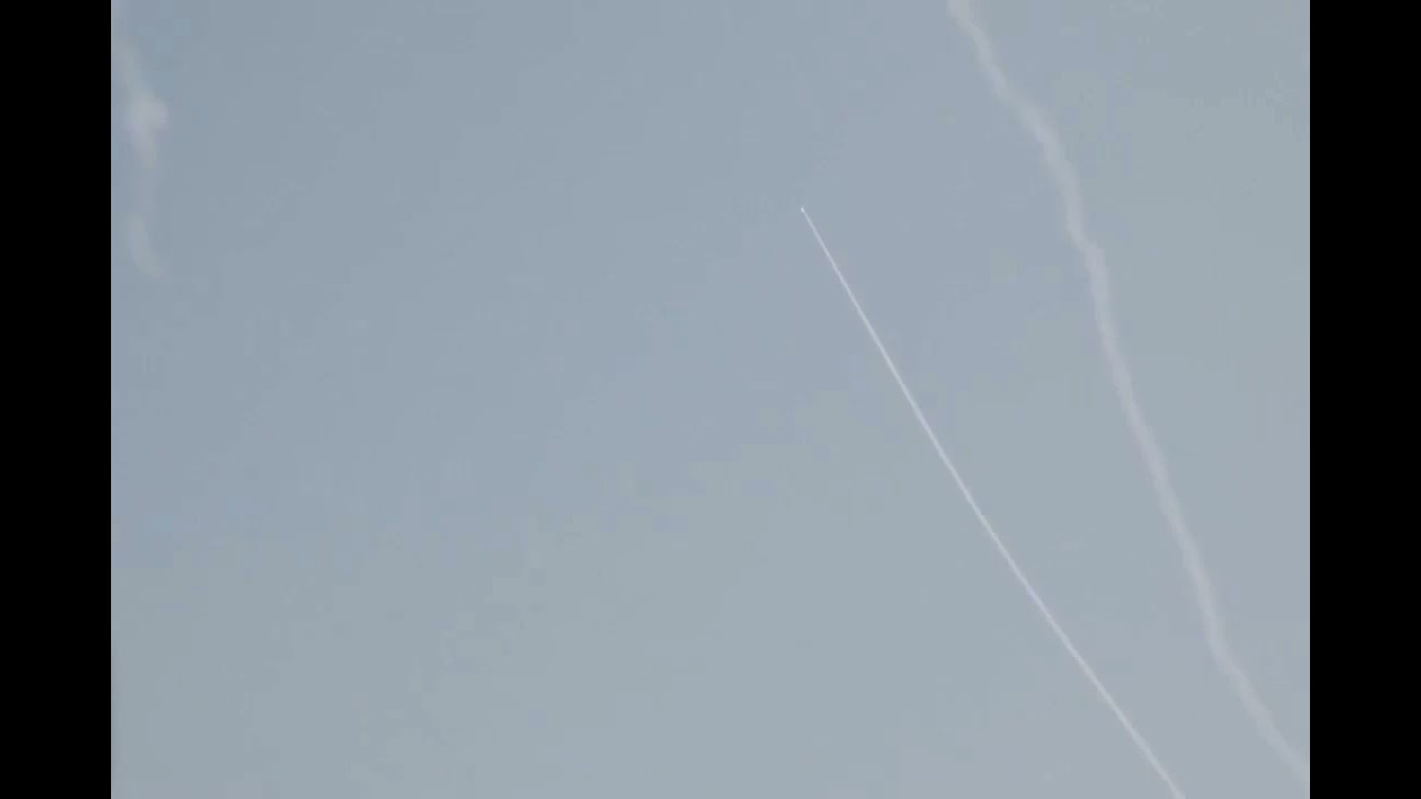 Tel Aviv Sirens Again as Iran Missile Alerts Hit Central Israel#TelAviv #IranIsraelWar #MissileAlert