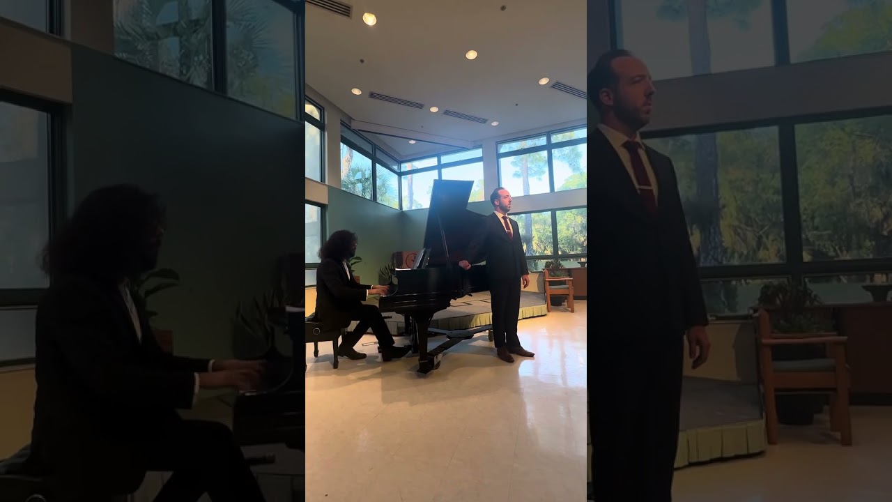 &ldquo;Die Kr&auml;he&rdquo; from Schubert&rsquo;s Winterreise D. 911 and &ldquo;Der Rattenf&auml;nger&rdquo; from Wolf&rsquo;s Goethe-Lieder