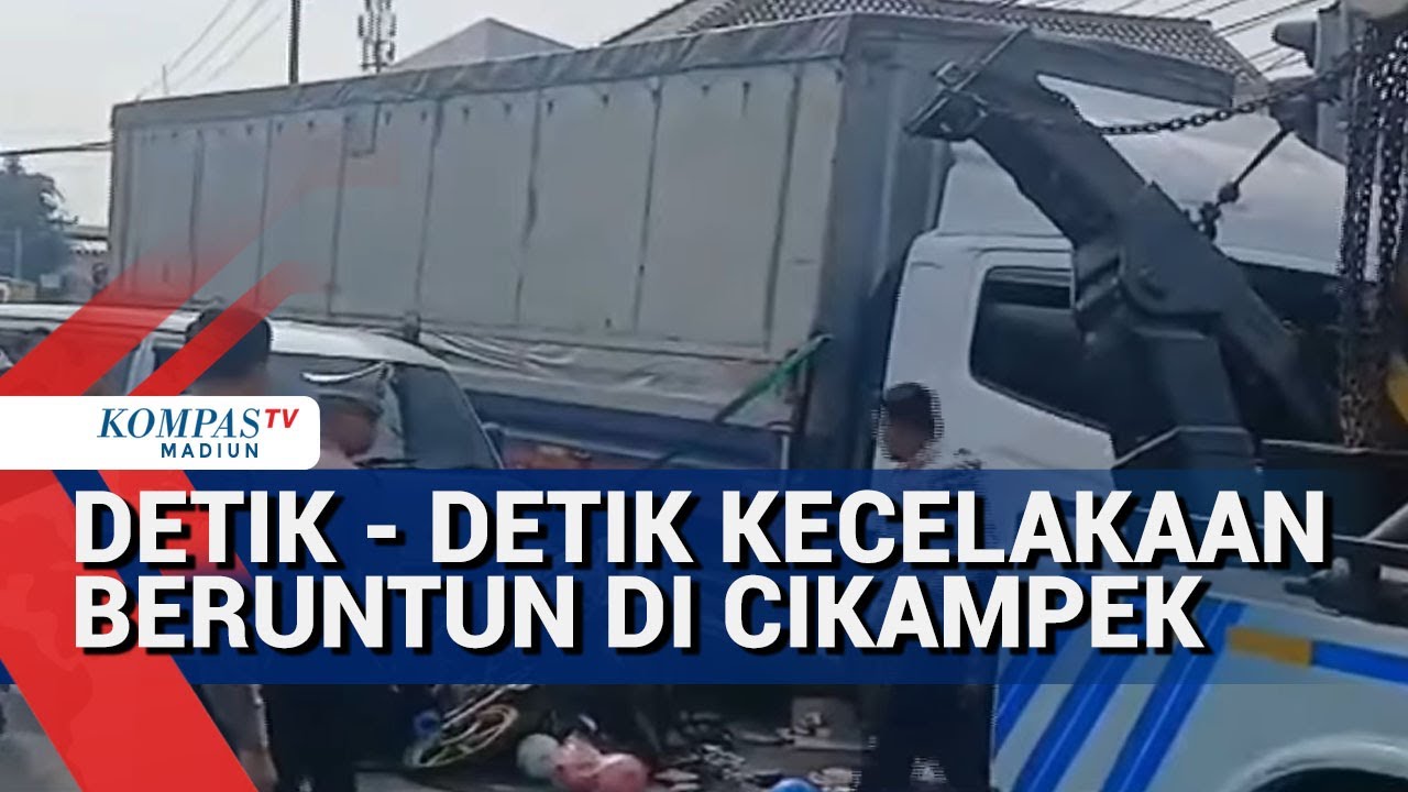 Detik - Detik Tabrakan Beruntun di Lampu Merah Dawuan Cikampek, 1 Orang Meninggal Dunia