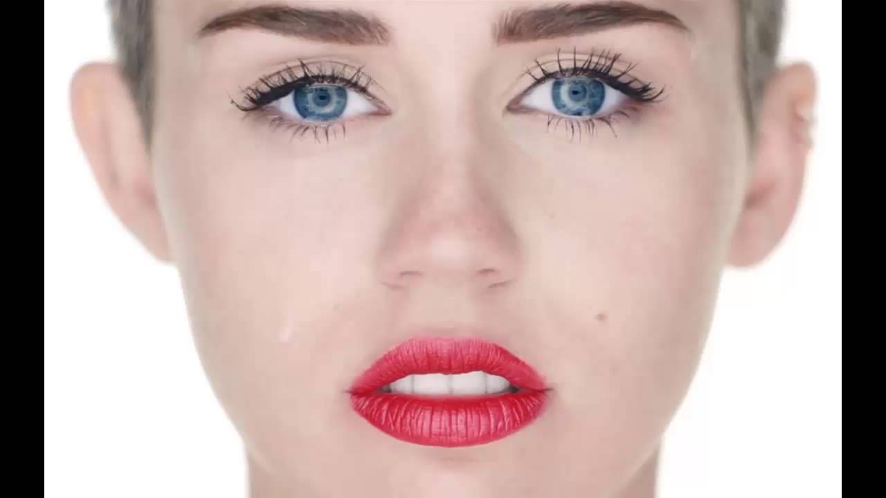 Miley Cyrus - Wrecking Ball | Fast Version