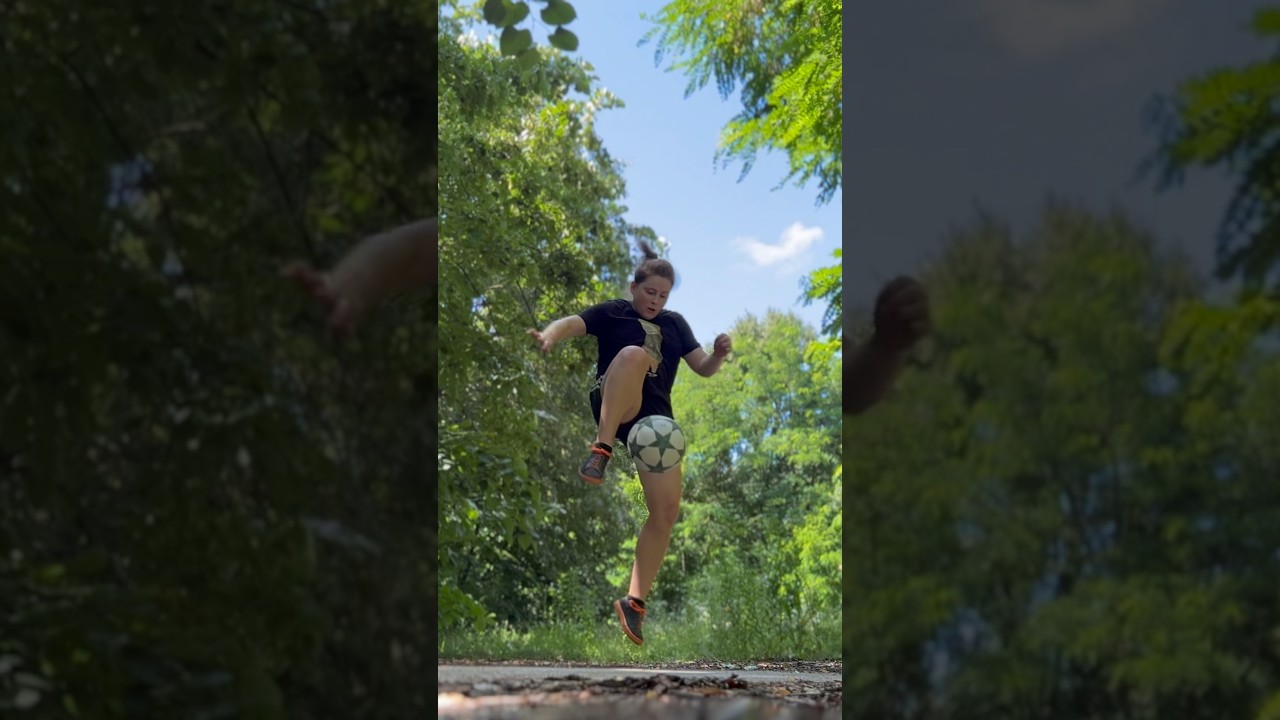 It&rsquo;s lowers time!🌳🐸🌳 #freestylefootball #fslife #iamafreestyler #freestylefoci #funkyfriday