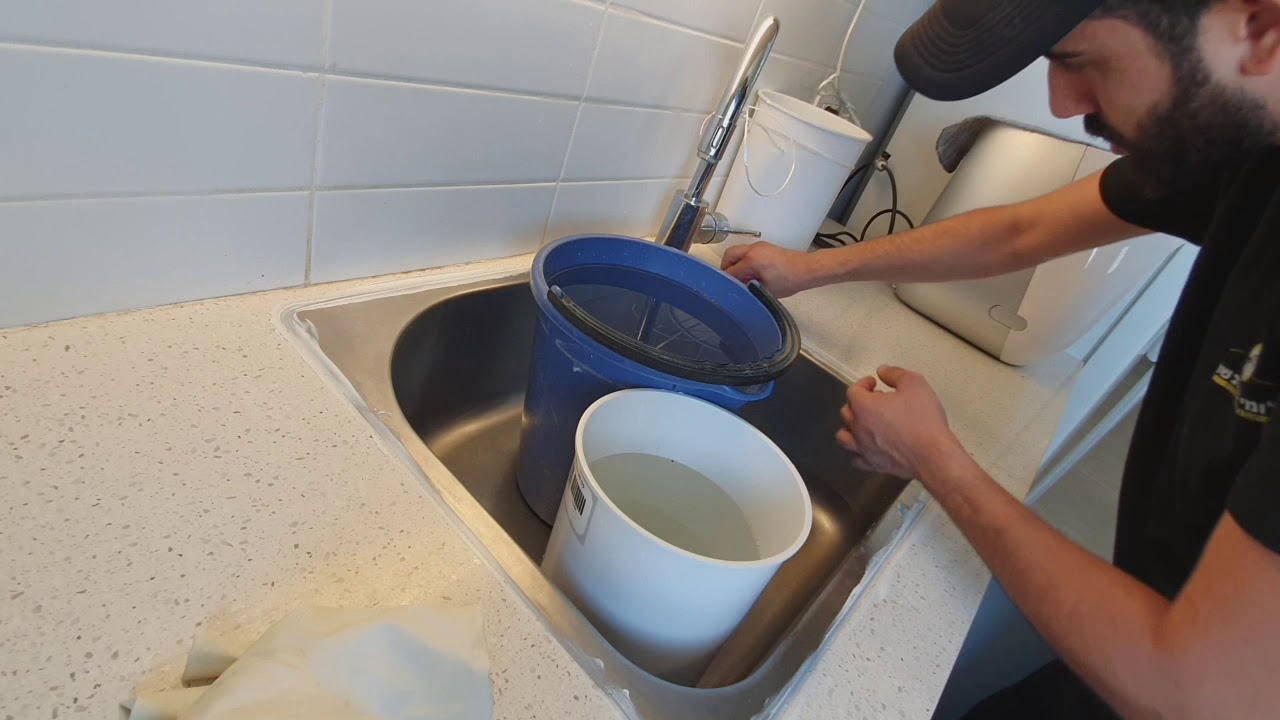  התקנת כיור לבד – עשה זאת בעצמך | מדריך מהיר ואטום לנזילות כל אחד יכול