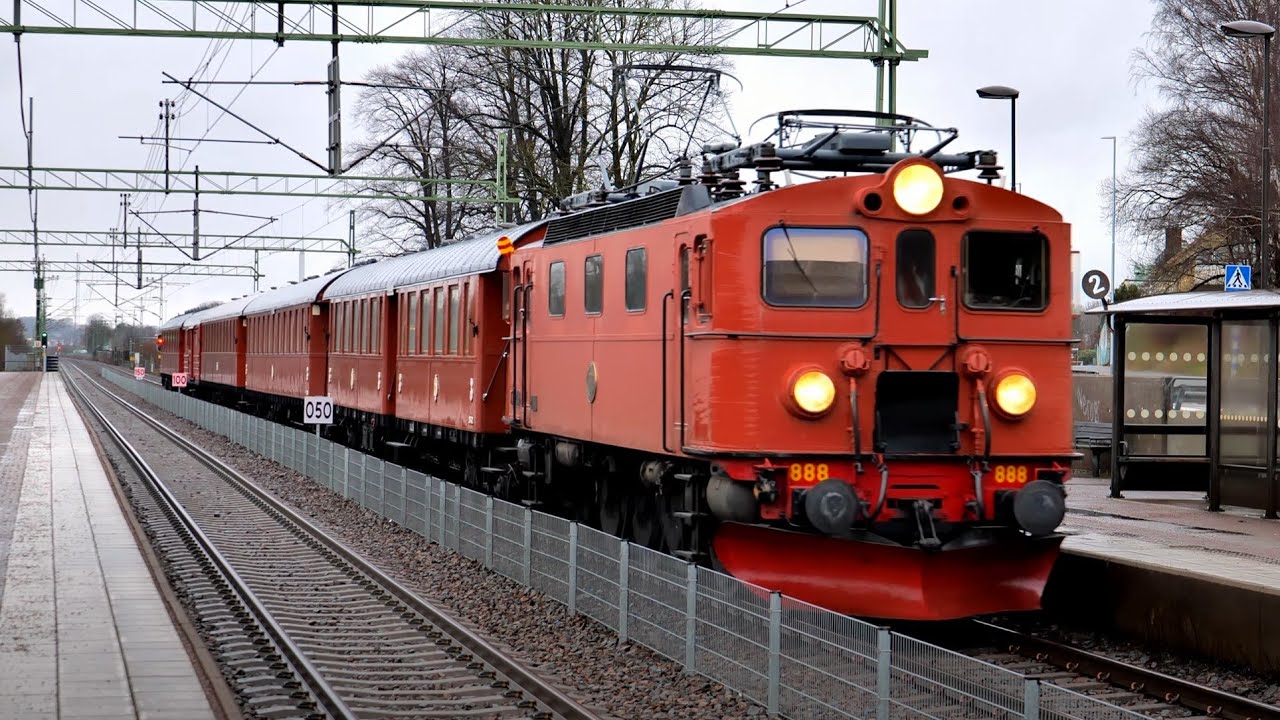 Tåg, Enkelspår och Ombyggnad runt Partille Station