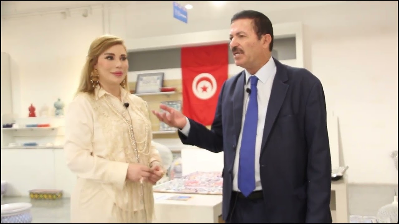 سعادة سفيرة  الجمهورية  التونسية مفيدة الزريبي تفتتح معرض الصناعات التقليدية التونسية في مكة مول....