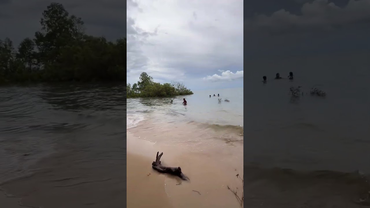 suara ombak dipantai temani pemandangan yang indah 