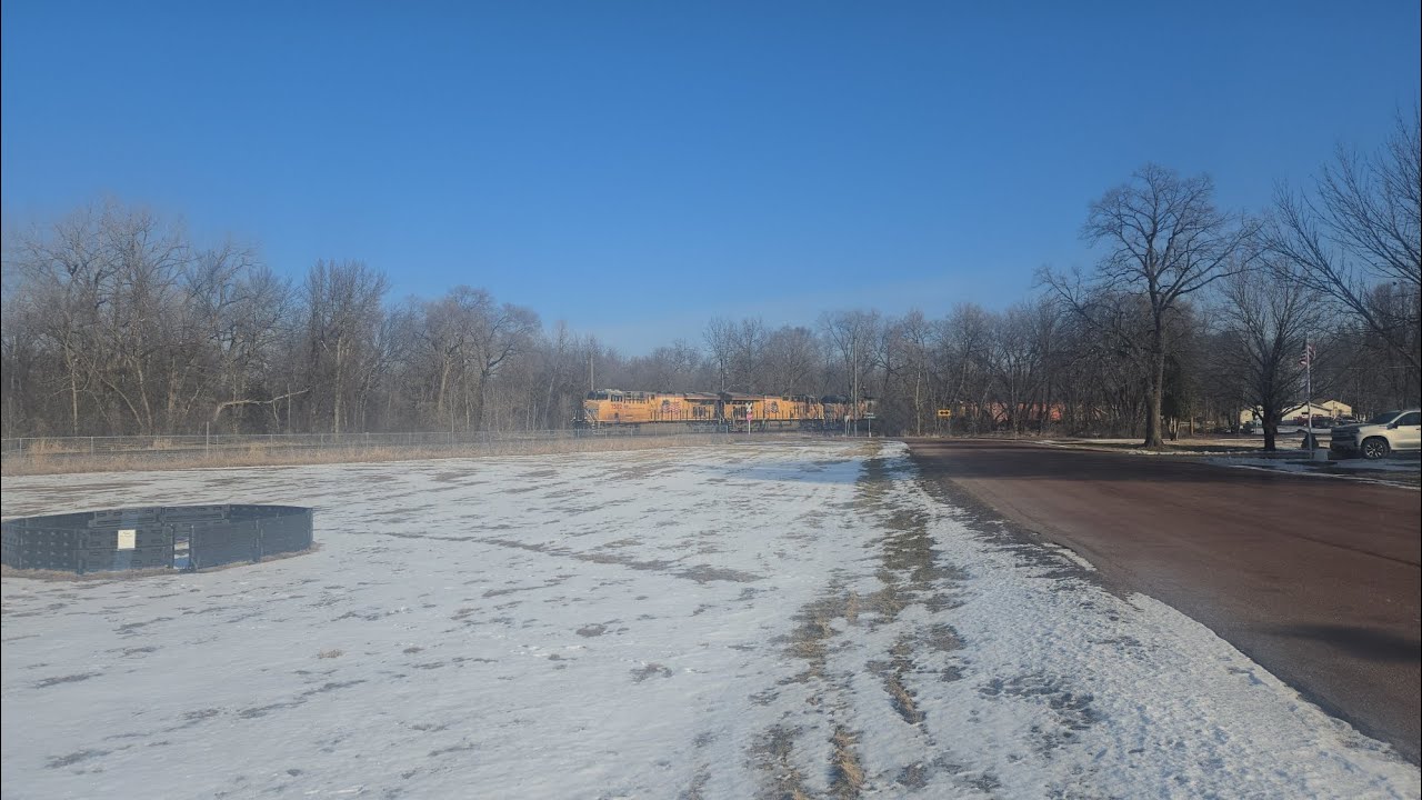 Union Pacific train Southbound through Kasota, MN (February 26, 2026)